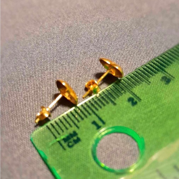 🔥18k Yellow Gold Heart Earrings in Diamond accent /Authentic/ Pure Gold - Picture 6 of 10